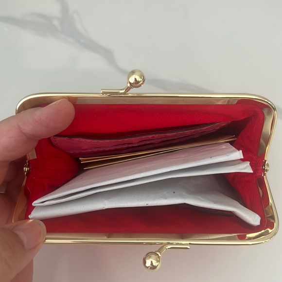 Cute!! 👛 Dooney & Bourke Kisslock Wallet! - Picture 15 of 16